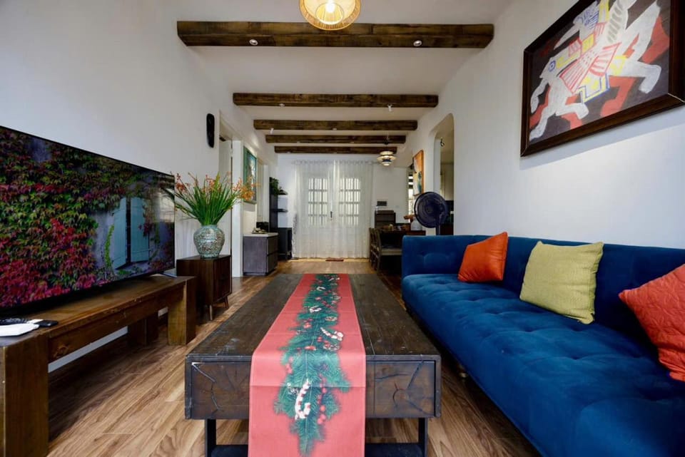 Huong Old Charm Home Apartment in Hanoi