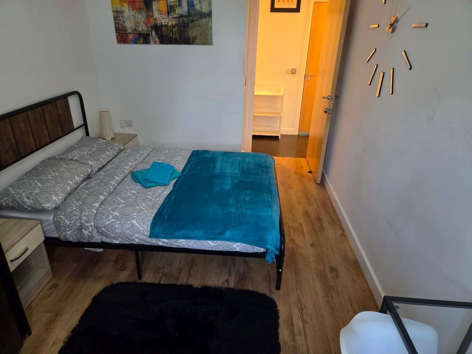 Spacious Entire 2 Bedroom Apartment Near Croydon London Apartment in Croydon