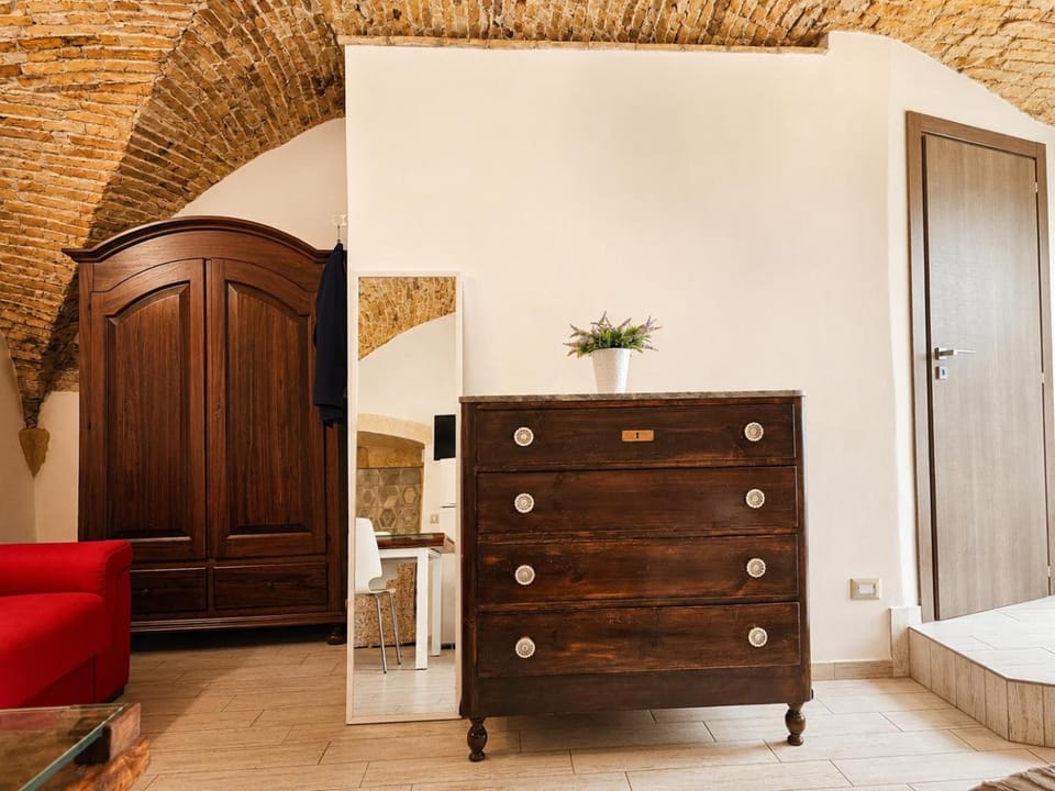 Living room, Seating area, wardrobe