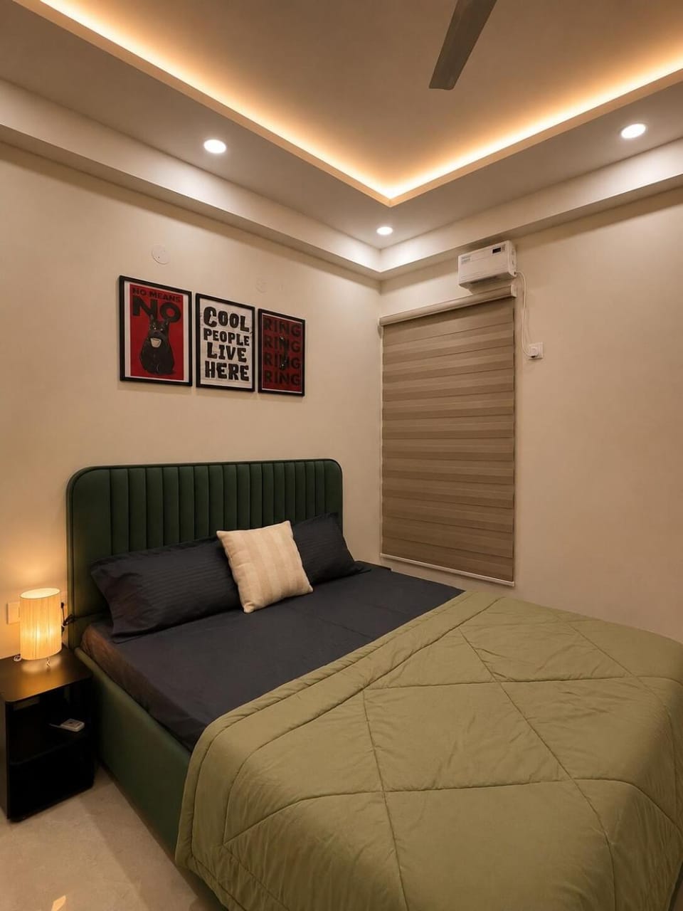 Bed, Photo of the whole room, Bedroom