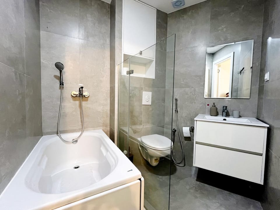 Toilet, Bathroom, Bath