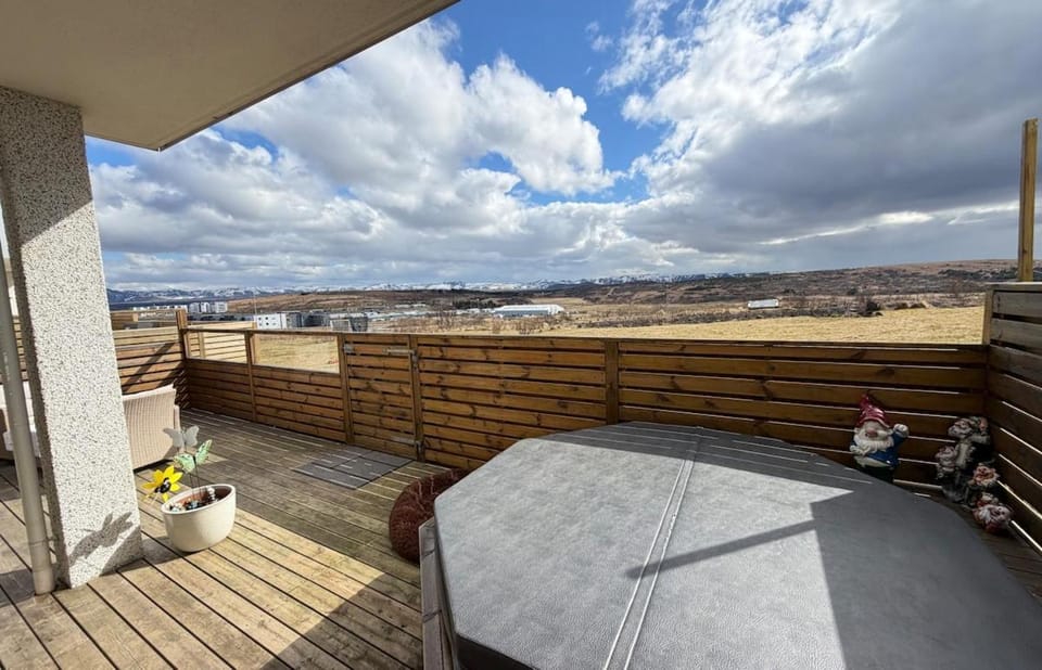 Modern and family friendly apartment in Kópavogur - Birta Rentals Apartment in Kopavogur
