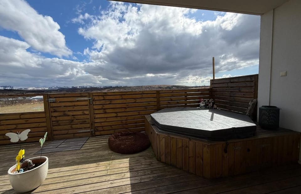 Modern and family friendly apartment in Kópavogur - Birta Rentals Apartment in Kopavogur