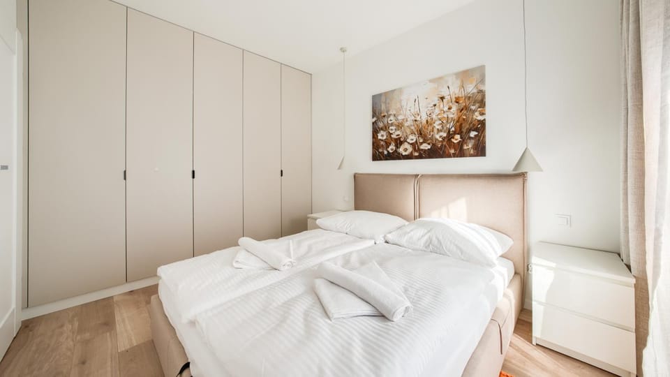 Bed, Bedroom, wardrobe