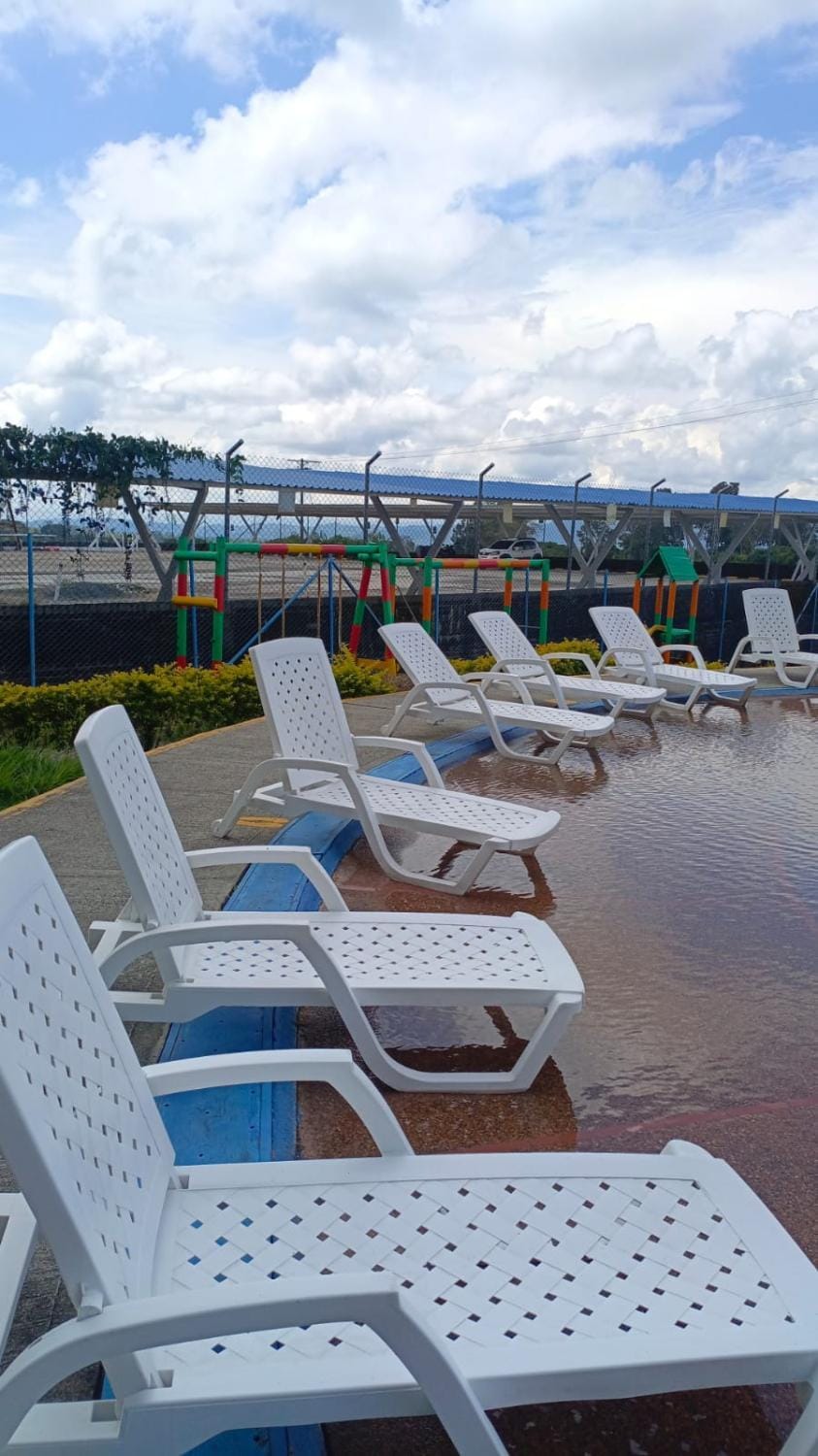 Apartahotel Piscina a minutos de centros turisticos Apartment in Quindio, Colombia