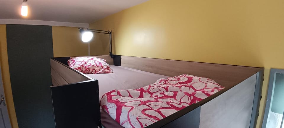 Fontenay Hostel by Martin - RER B Fontenay-Aux-Roses Vacation rental in Île-de-France