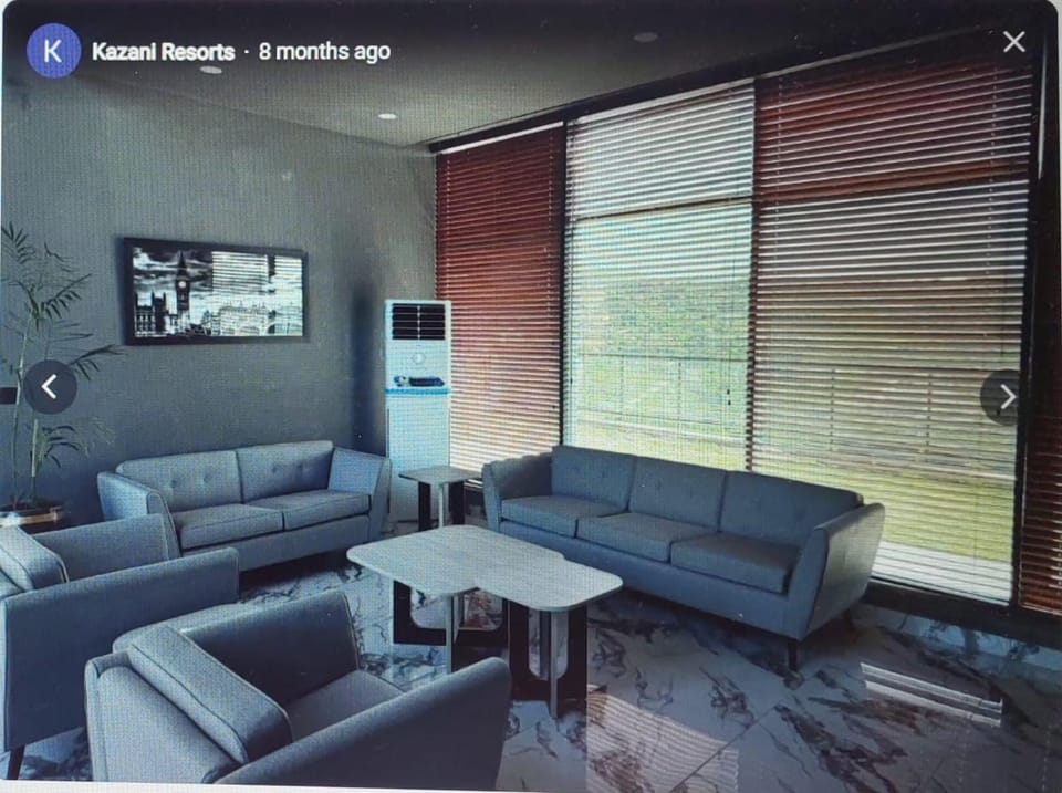 Communal lounge/ TV room, TV and multimedia, Living room, Seating area, Evening entertainment