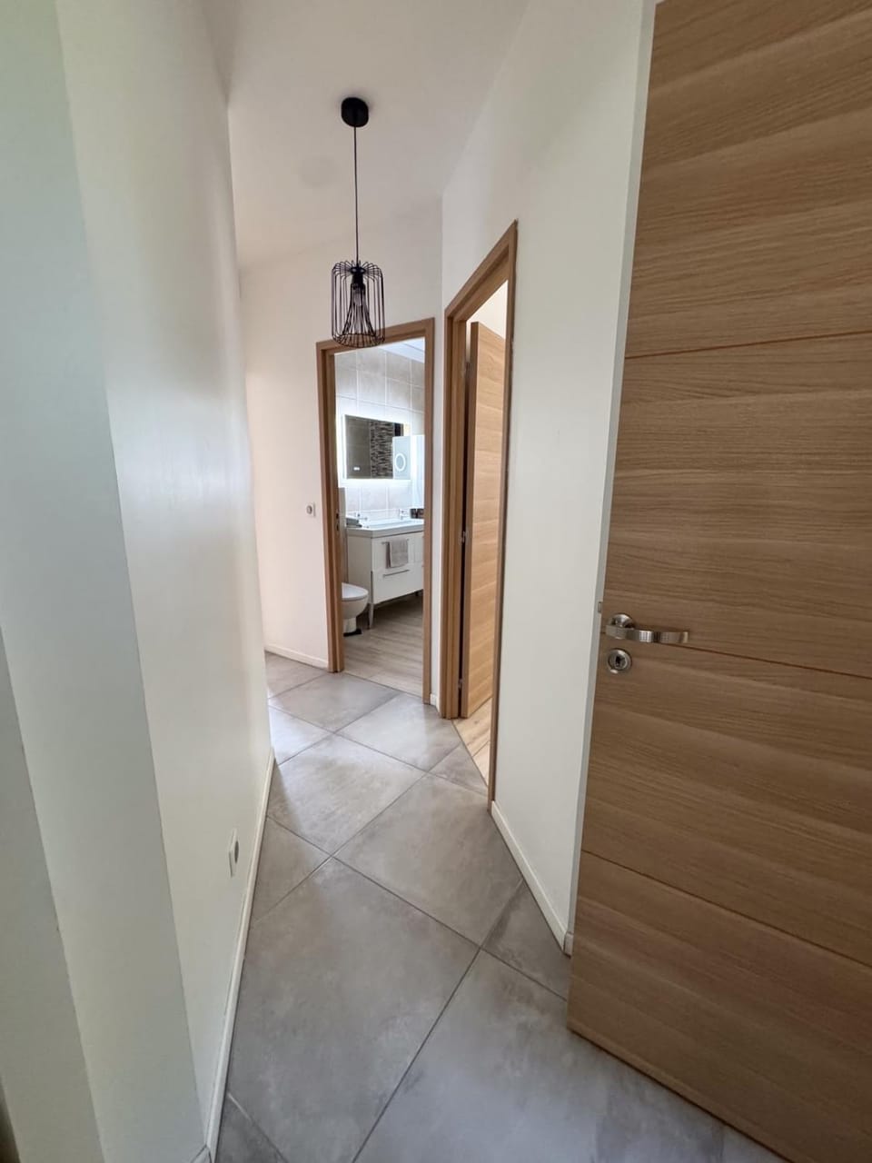 Bathroom, Photo of the whole room