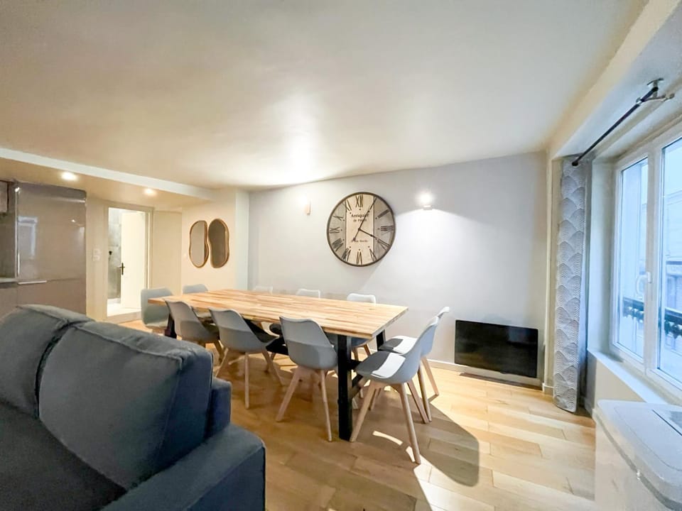 UrbanFlat 89 - Appartement Spacieux dans le centre de Paris Apartment in Paris