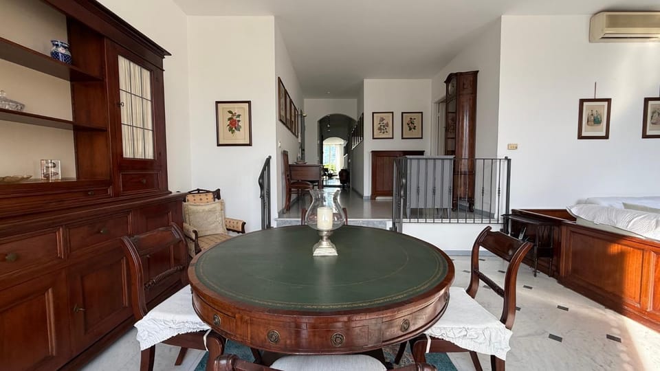 Appartamento in Villa Apartment in Santa Margherita Ligure