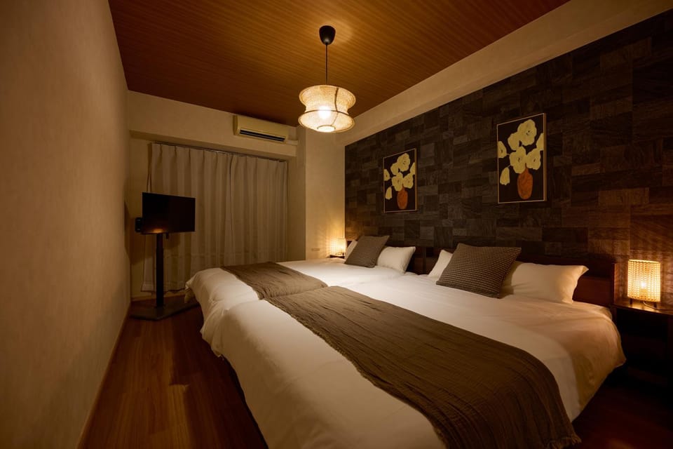 Bed, Photo of the whole room, Bedroom, air conditioner
