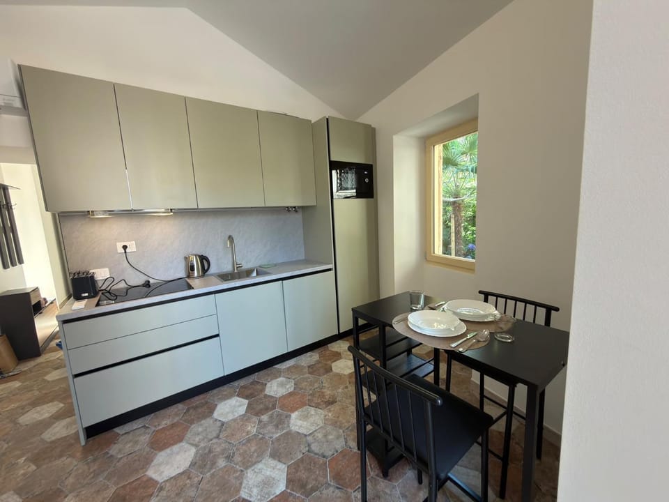Baveno Rose Apartment 2 Apartment in Baveno