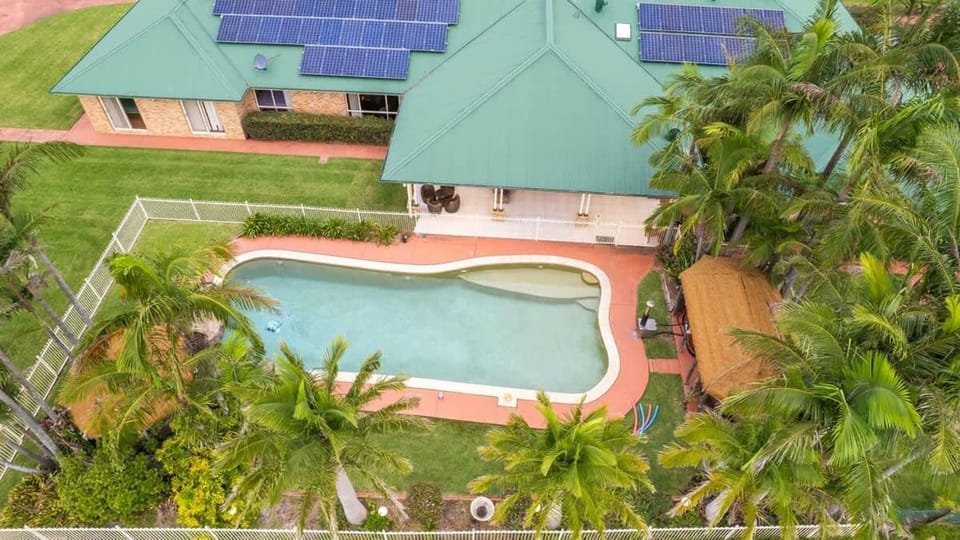 Wyee Farm Stay - Family Escape - Sleeps 12 in Wyee House in Central Coast