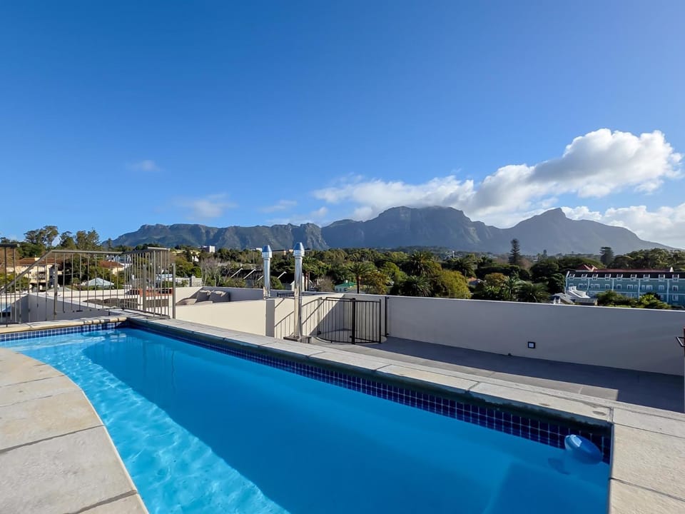 The Nova Modern 2BR with Pool & Parking Apartment in Cape Town