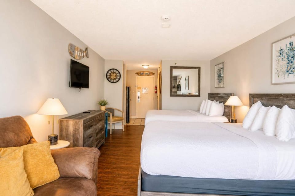 Double Queen Condo-Partial Ocean Views-Sea Mist 50612 House in Myrtle Beach