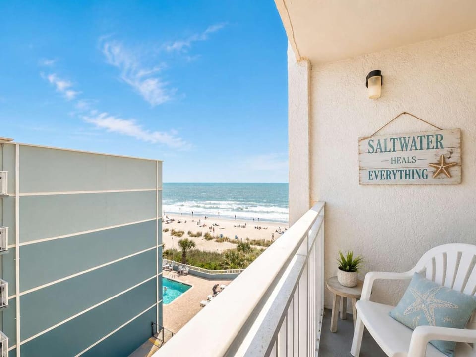 Double Queen Condo-Partial Ocean Views-Sea Mist 50612 House in Myrtle Beach