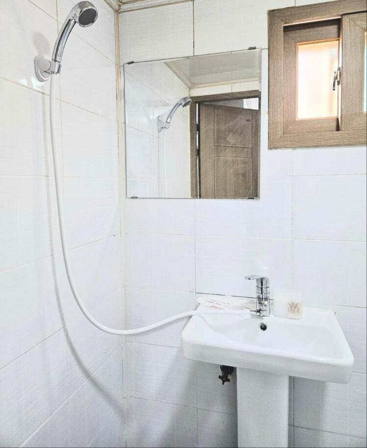 Hongdae Gangnam Kochok Dome 20 minutes 온담헌 Apartment in Seoul