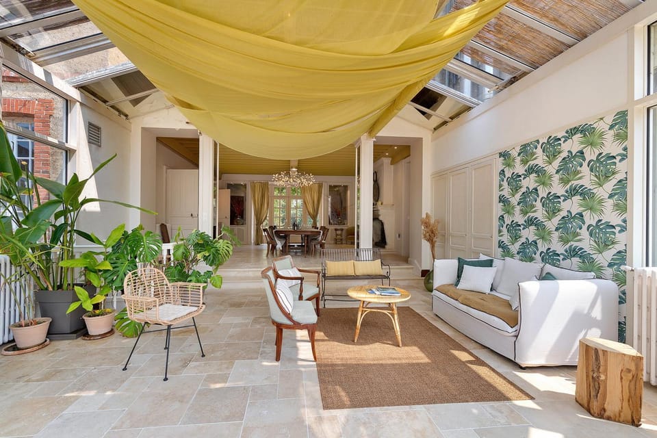 Property building, Living room