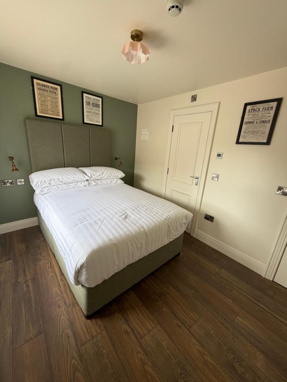 The Olde Inn at Adamsons Bar Apartment in Ireland