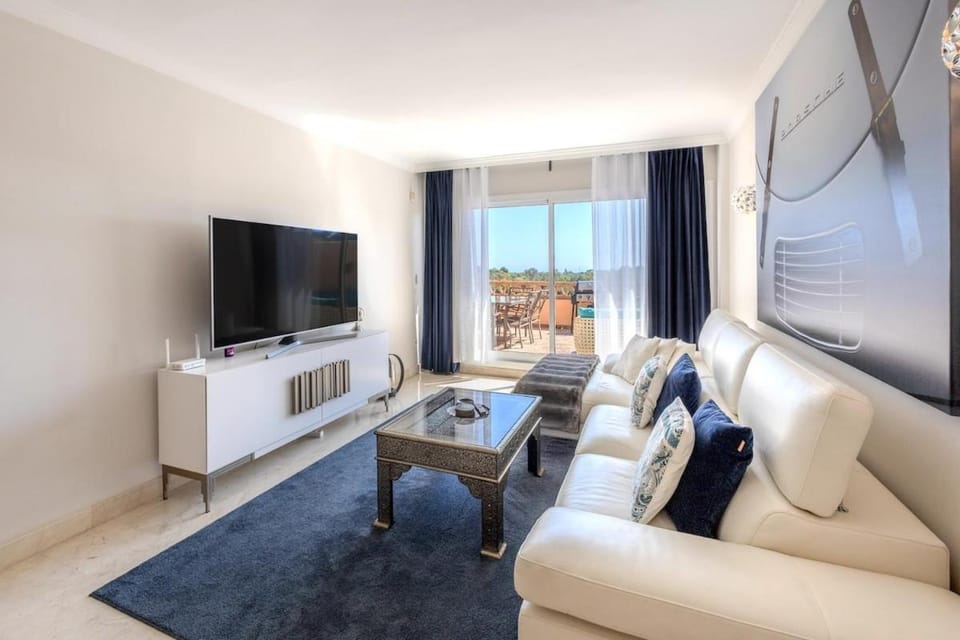 Lovely 2 bed apt in Santa Maria Village RDR564 Apartment in Marbella