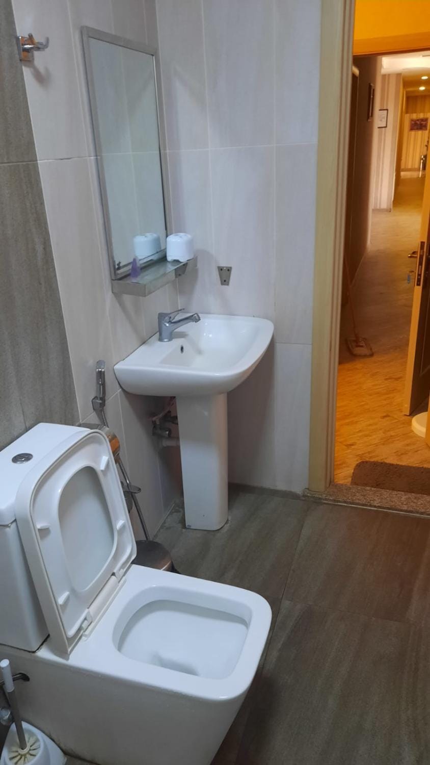 Toilet, Bathroom