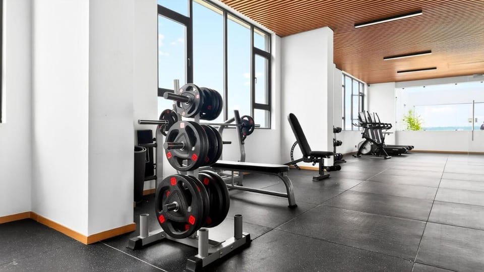 Luxury 1BR Westlands, Rooftop Pool & Gym Bed and Breakfast in Nairobi County
