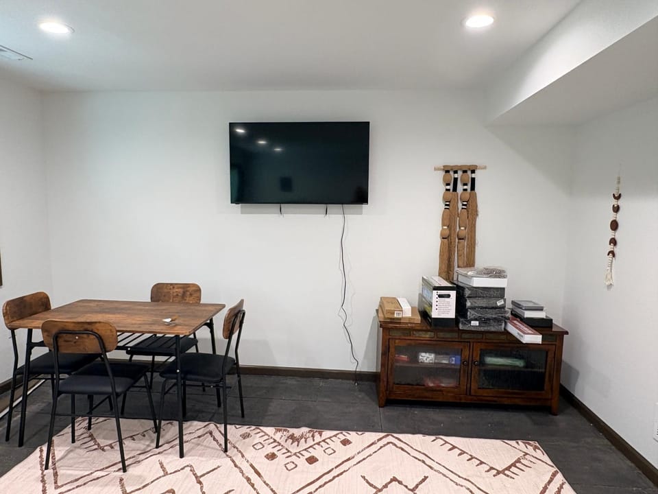 Communal lounge/ TV room, Seating area