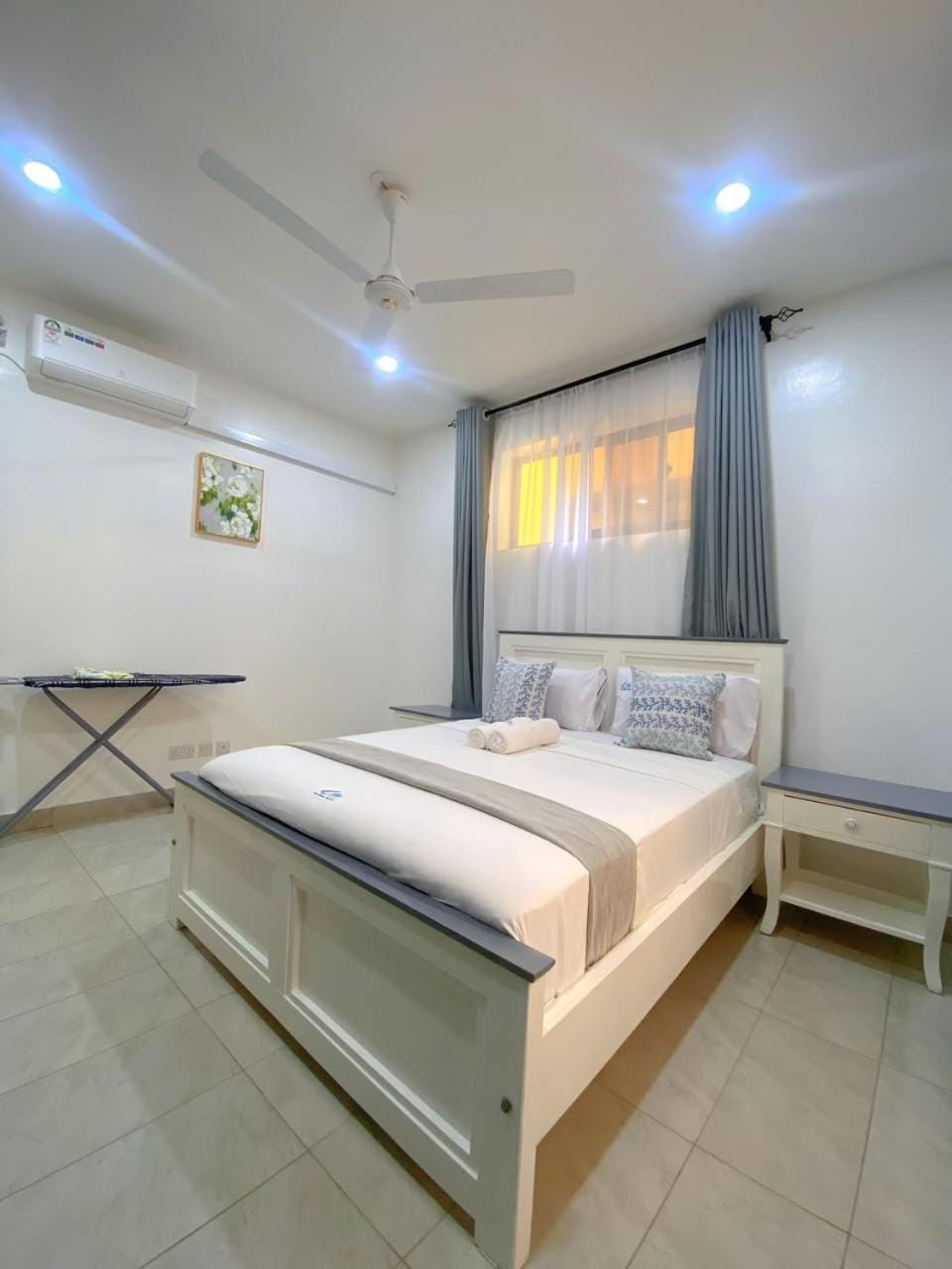 Comfy 1BR, 5 min walk to the beach Apartment in Mombasa County