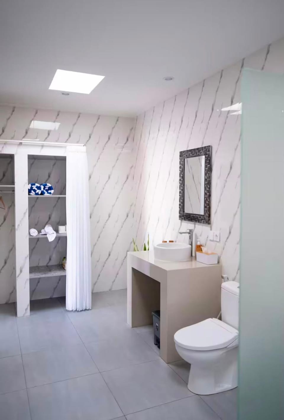 Toilet, Bathroom