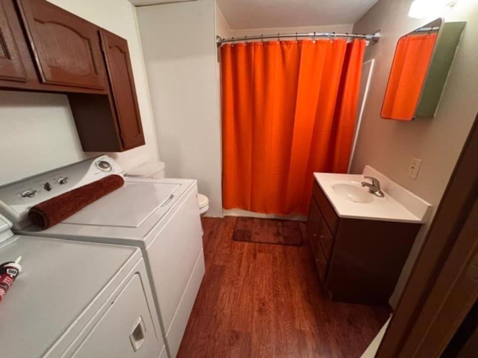 Slew Shark Suite Apartment in North Dakota