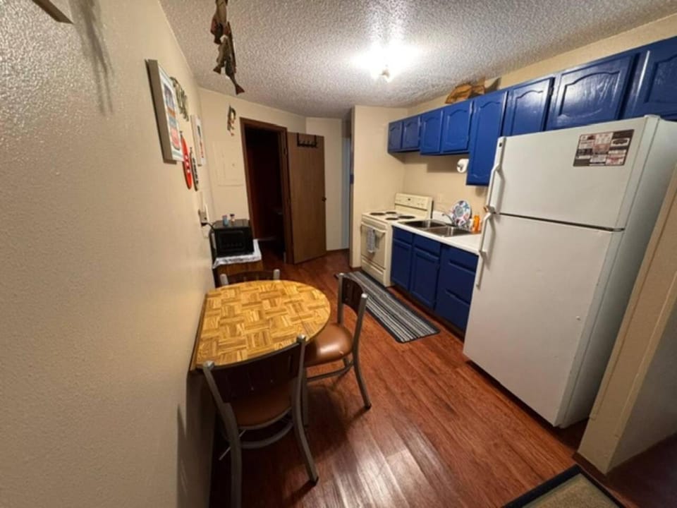 Slew Shark Suite Apartment in North Dakota