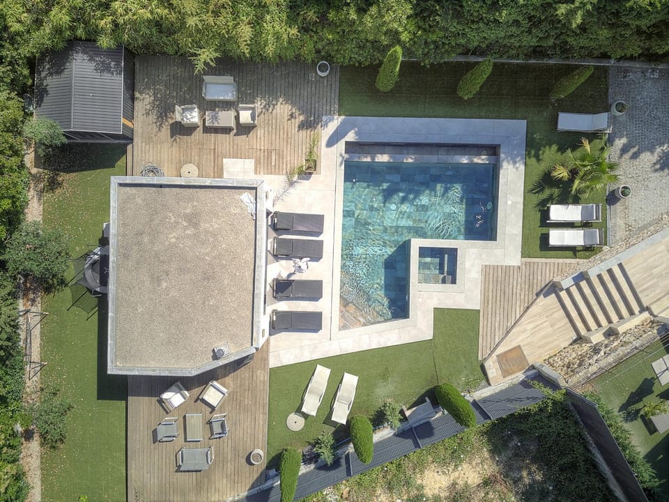 Villa exceptionnelle 9 bedrooms Mougins Villa in Valbonne