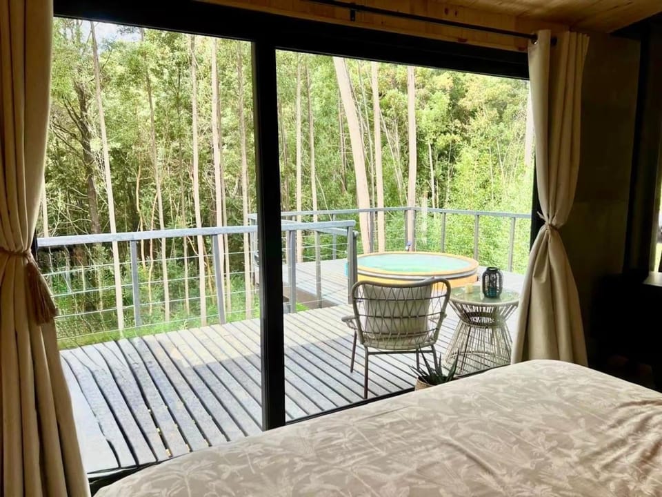 Cabaña selva Valdiviana Tinaja uso ilimitado House in Los Ríos, Chile