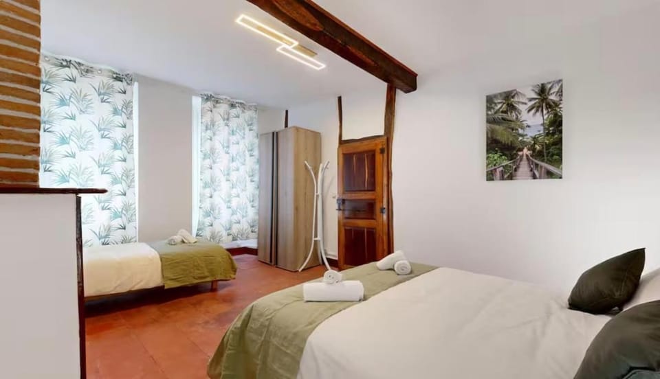 Authentic Residence from 1792 - Caujac House in Occitanie