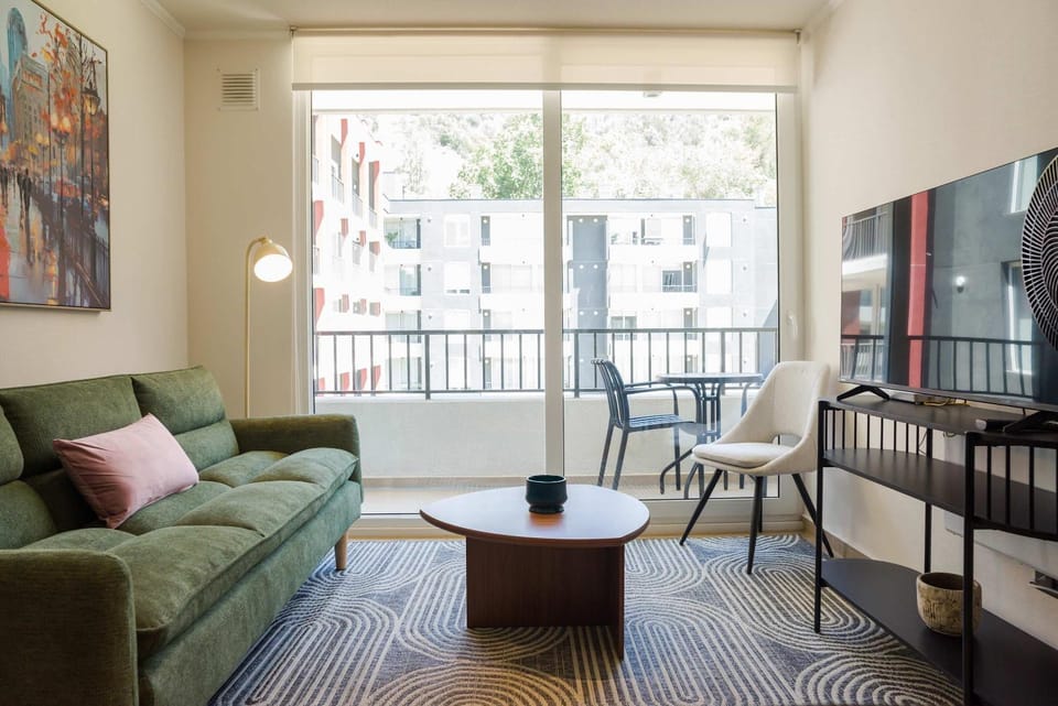 Providencia Pulse Sleek 2BR Apt in Trendy District Apartment in Providencia