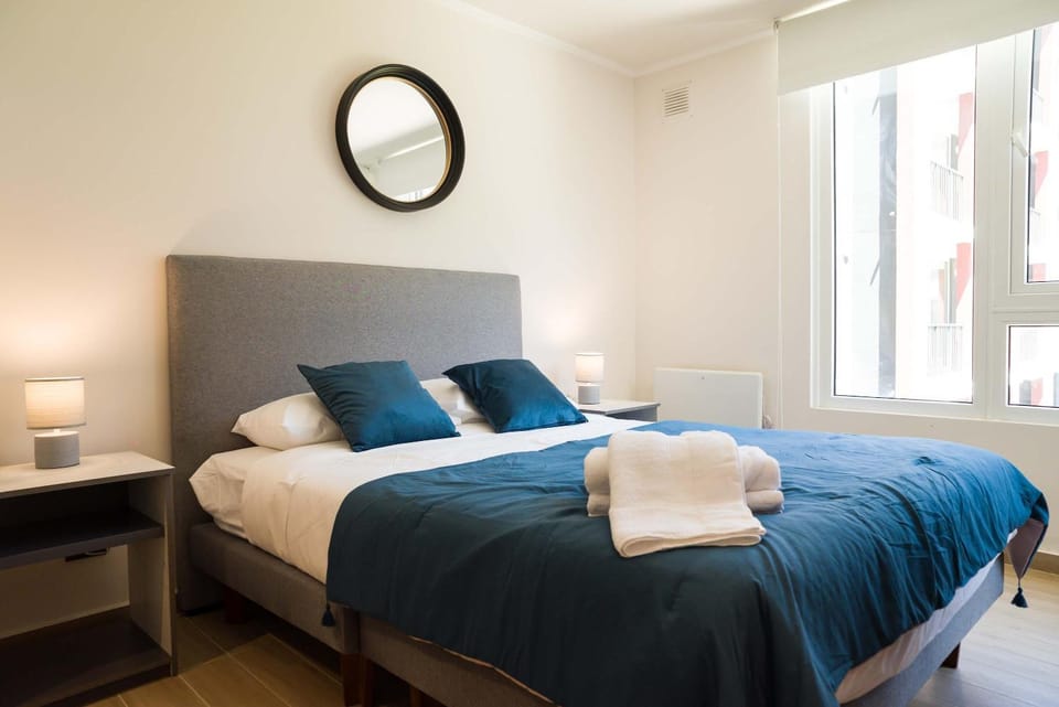 Providencia Pulse Sleek 2BR Apt in Trendy District Apartment in Providencia