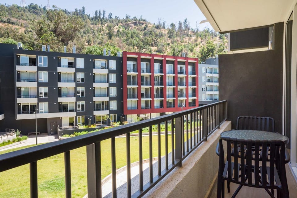 Providencia Pulse Sleek 2BR Apt in Trendy District Apartment in Providencia