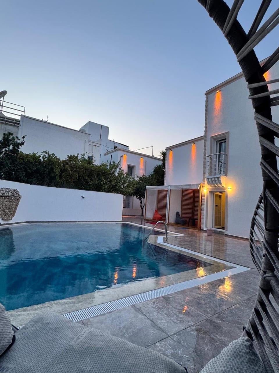 Swimming pool