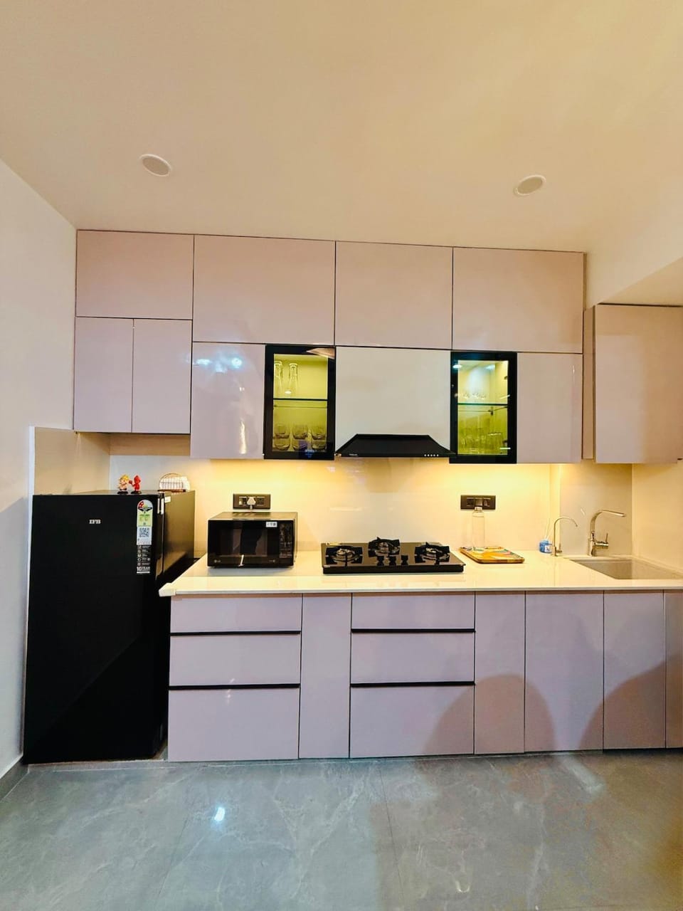 Kitchen or kitchenette, oven, stove