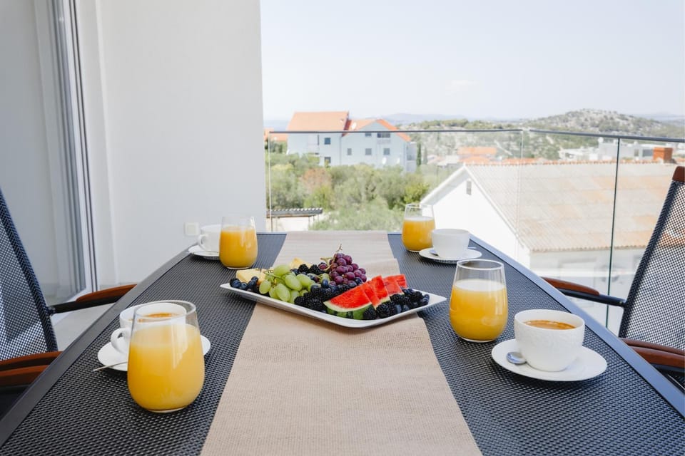 Top Hill Apartment Apartment in Murter