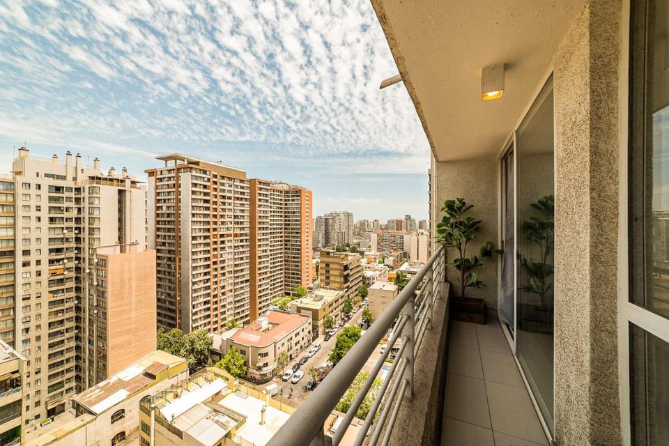 San Isidro Ideal 2BR for Families Modern Family Apartment in Santiago