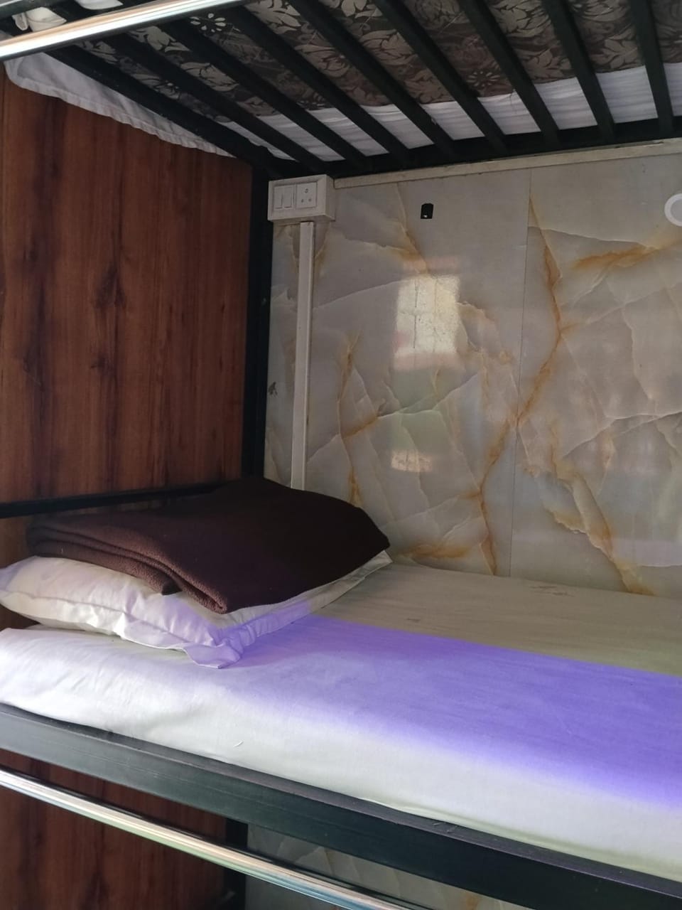 Bed, bunk bed