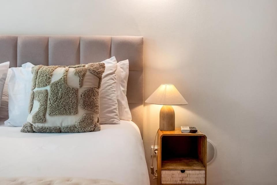 The Quiet Nest by Atlantic Places Apartment in Guia