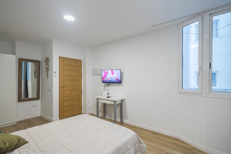 Cozy Studio Las Canteras - 1 min from the beach Apartment in Las Palmas de Gran Canaria
