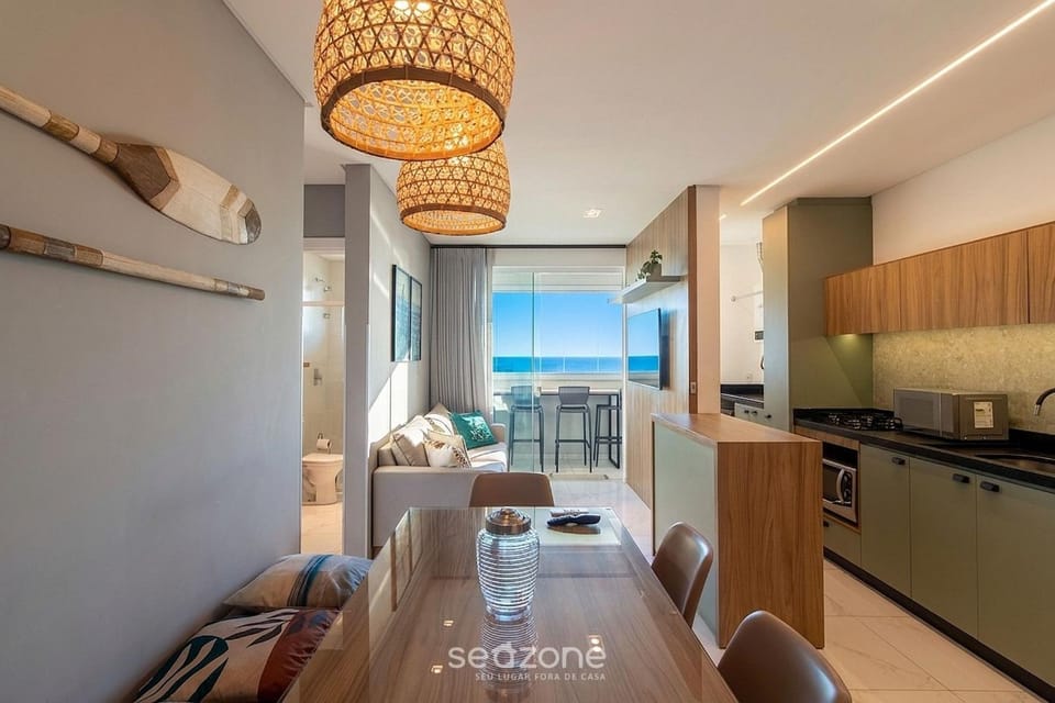 TV and multimedia, Living room, Dining area