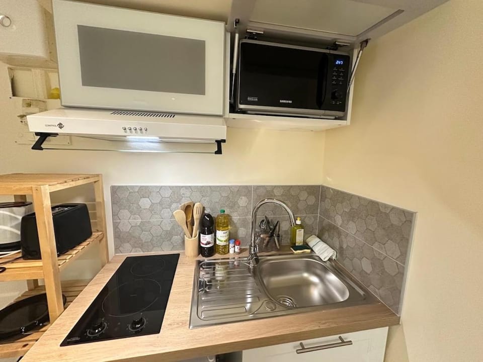 TV and multimedia, stove