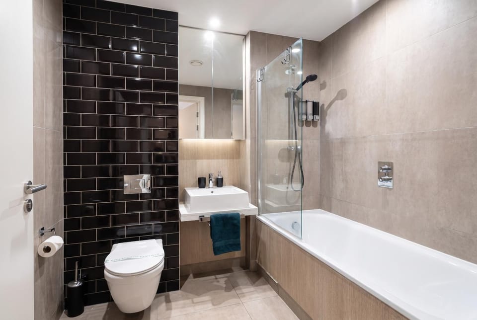 Bathroom, Bath