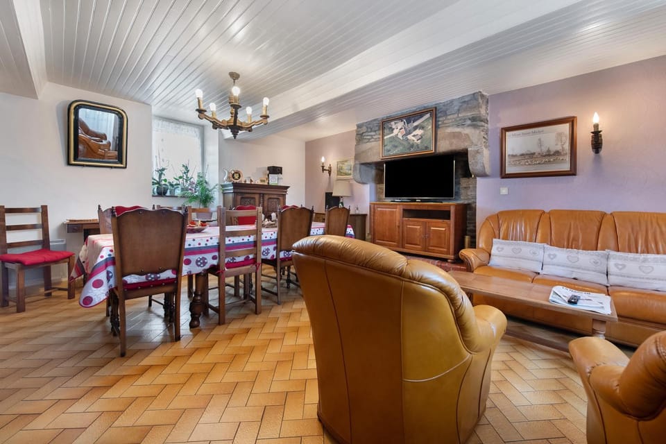 Property building, Living room