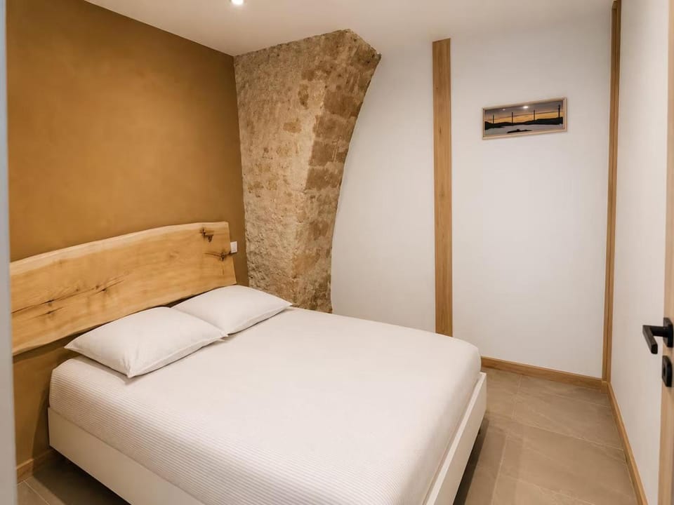 Chambre de charme dans une bergerie rénovée Apartment in Occitanie