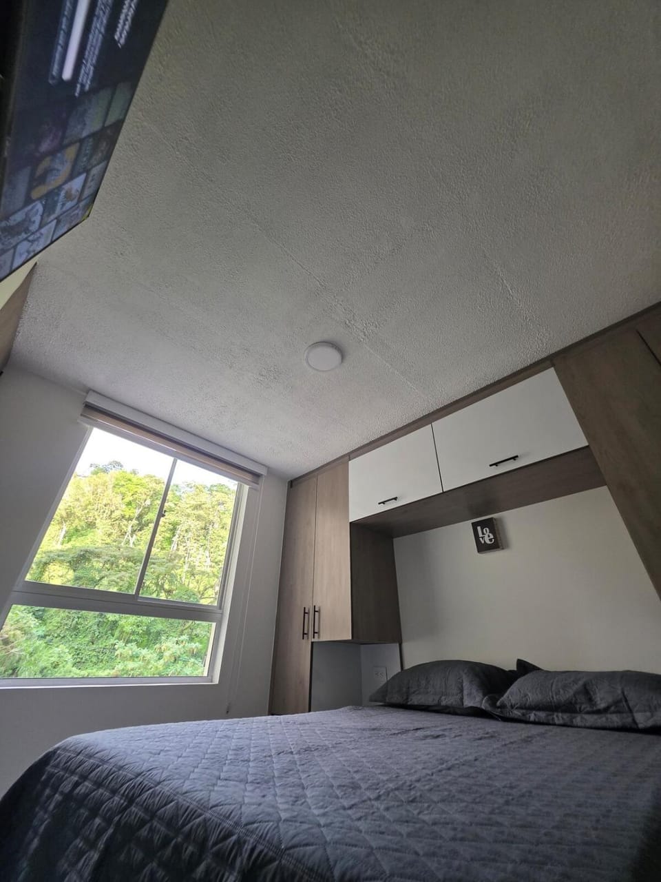 Nuevo! Confort! WiFi Veloz! Ubicación! Apartment in Manizales